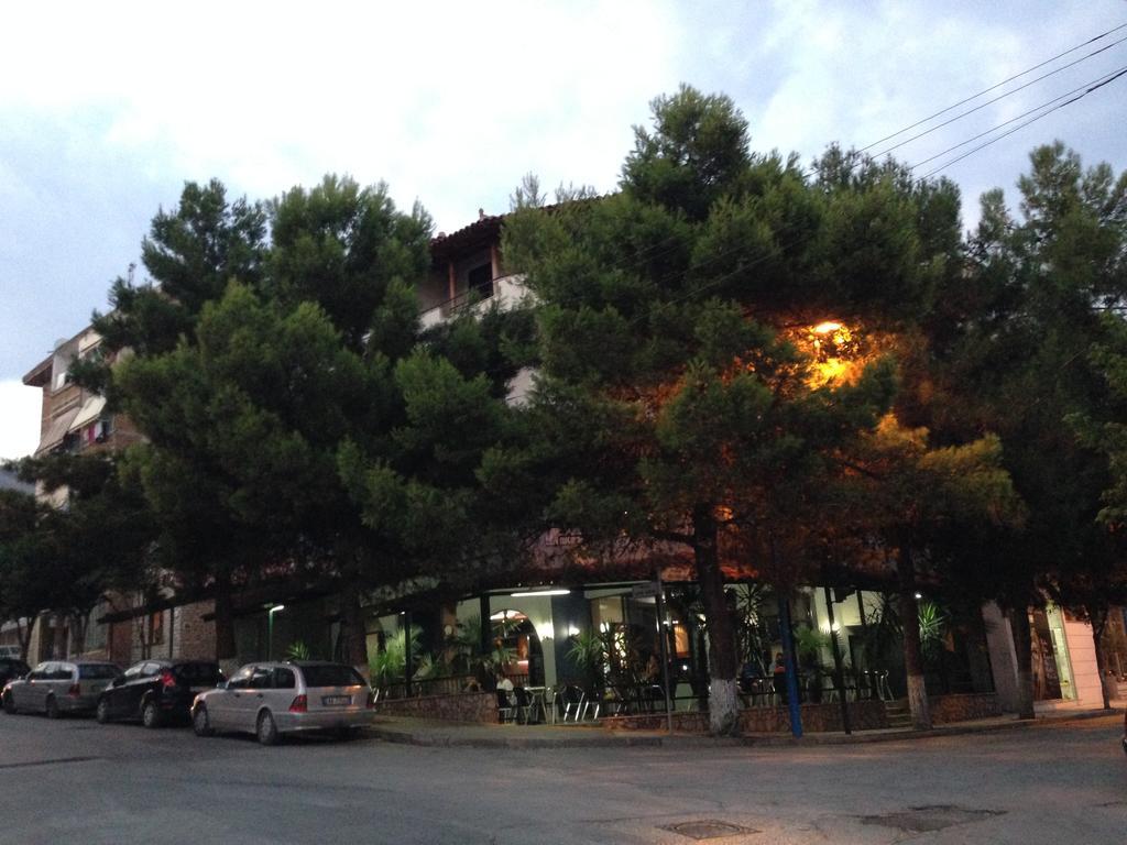 Joy Hotel Sarande Ngoại thất bức ảnh